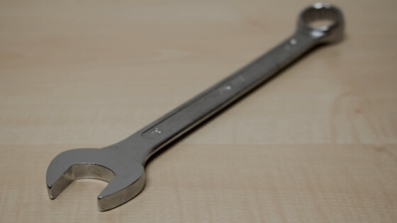 ボンゴやコンガに必要なスパナ